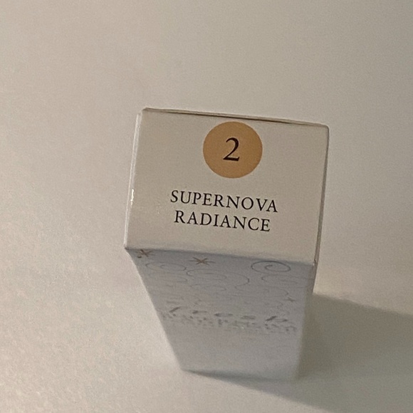 NIB Fresh Supernova Radiance Pen - Shade 2 - Picture 3 of 4
